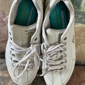 Skechers womens elite lace up shoes